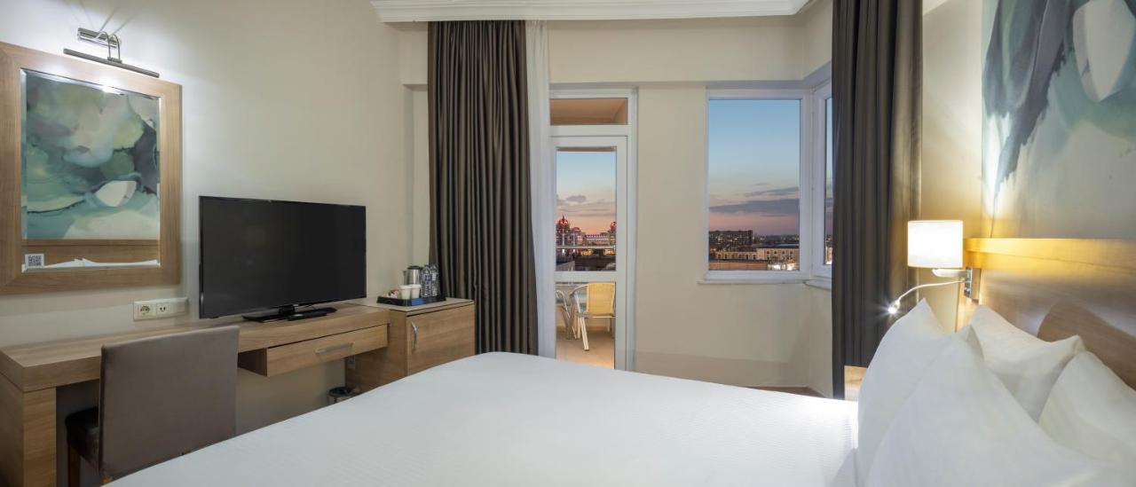 מלון Wyndham Garden Lara 4*